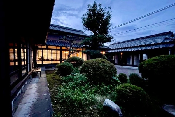 書道教室夜景